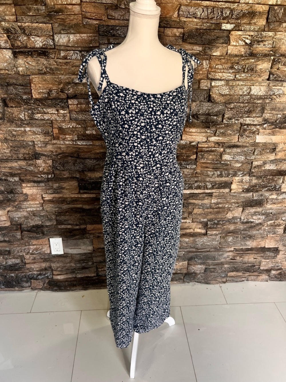 Old Navy Navy and White Floral Midi Sundress with Tie Straps